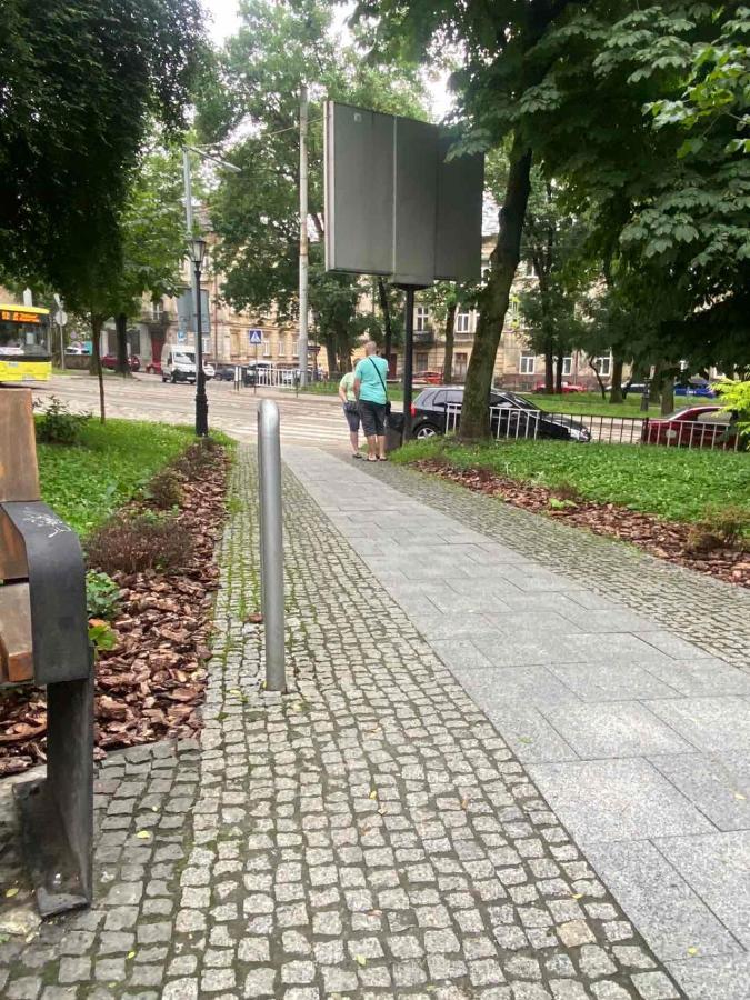 Izuminka V Centre Goroda Lvov Exteriér fotografie